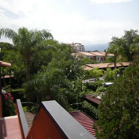 Dolphin Resort Tatil Evi